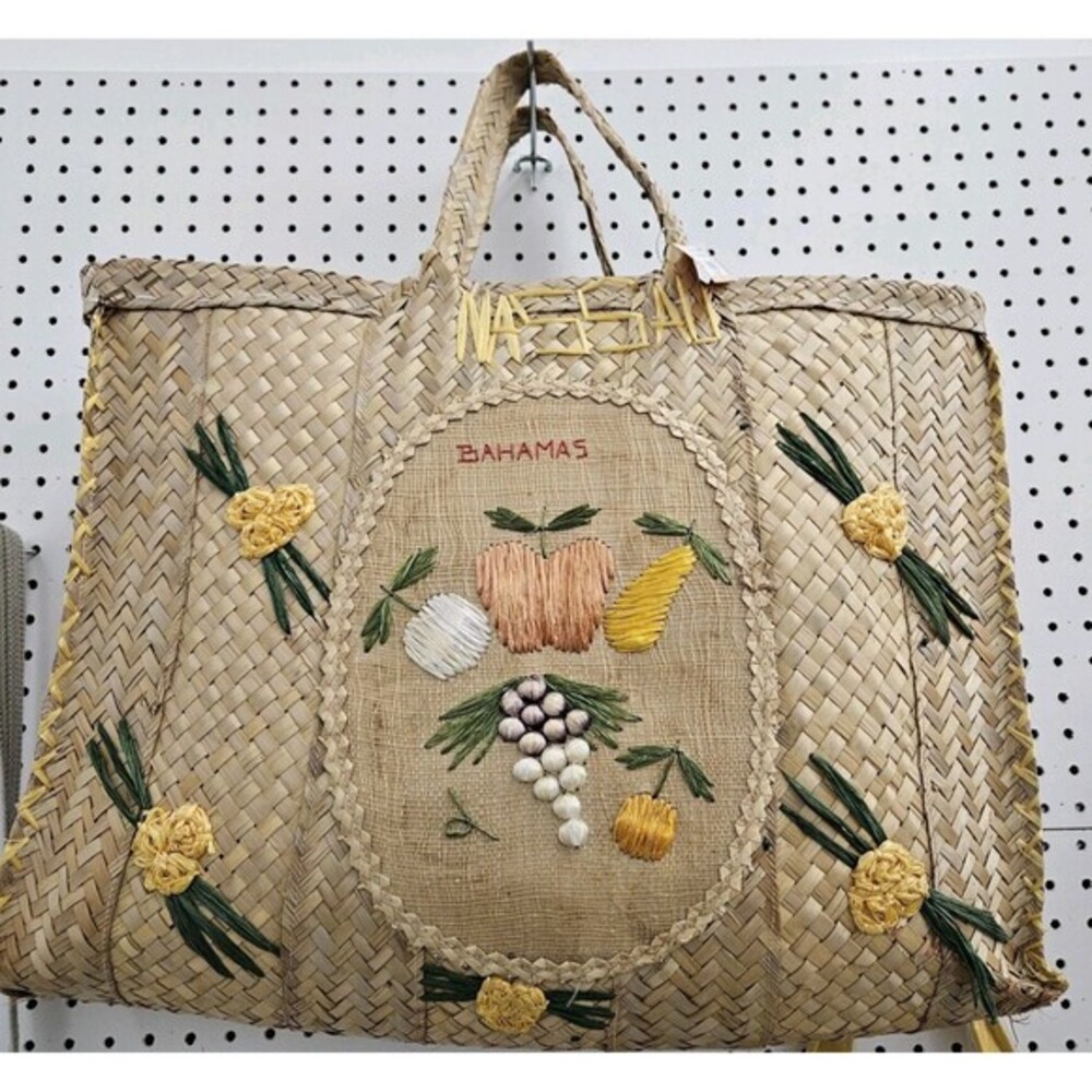 Vintage Handwoven Straw Tote Bag Nassau Bahamas Raffia Fruit Flowers 22‎ X 15